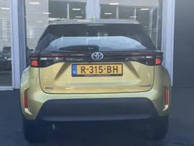 Toyota Yaris-cross thumbnail 6