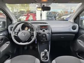 Toyota Aygo thumbnail 14
