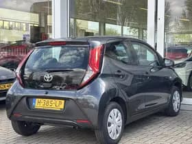 Toyota Aygo thumbnail 32