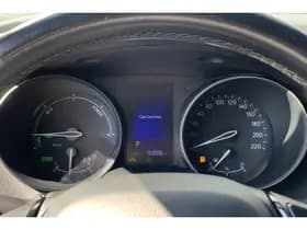 Toyota C-HR thumbnail 13