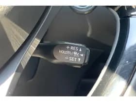 Toyota C-HR thumbnail 15