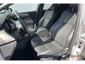 Toyota C-HR thumbnail 7
