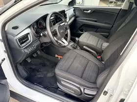 Kia Stonic thumbnail 33