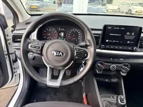 Kia Stonic thumbnail 10