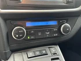 Toyota Auris thumbnail 16