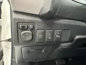 Toyota Auris thumbnail 4