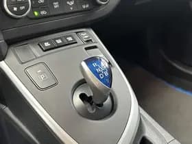 Toyota Auris thumbnail 46