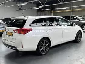 Toyota Auris thumbnail 57
