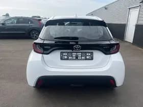 Toyota Yaris thumbnail 19
