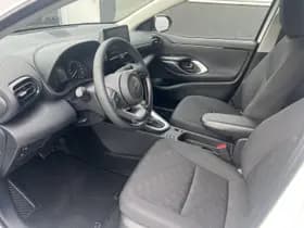 Toyota Yaris thumbnail 10
