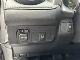 Toyota RAV4 thumbnail 37