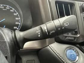 Toyota RAV4 thumbnail 9