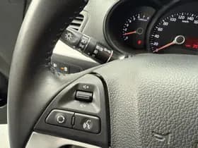 Kia Picanto thumbnail 5