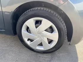 Toyota Aygo thumbnail 15