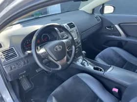 Toyota Avensis thumbnail 17