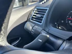 Toyota Avensis thumbnail 25