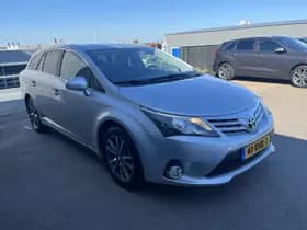 Toyota Avensis thumbnail 6