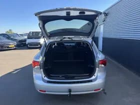 Toyota Avensis thumbnail 51