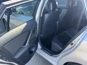 Toyota Avensis thumbnail 75