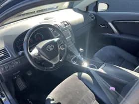 Toyota Avensis thumbnail 16
