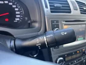 Toyota Avensis thumbnail 25