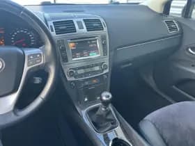 Toyota Avensis thumbnail 29