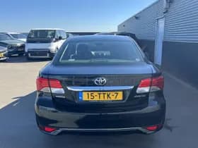 Toyota Avensis thumbnail 8