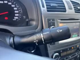 Toyota Avensis thumbnail 71