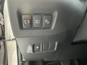 Toyota C-HR thumbnail 33