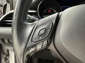 Toyota C-HR thumbnail 35