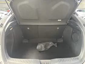 Toyota C-HR thumbnail 48