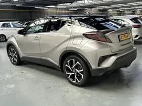 Toyota C-HR thumbnail 50