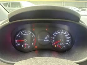 Kia Picanto thumbnail 3