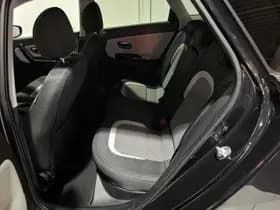 Kia Ceed thumbnail 23