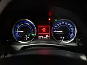 Toyota Auris thumbnail 12