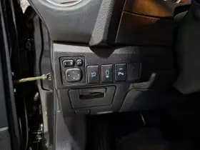 Toyota Auris thumbnail 17