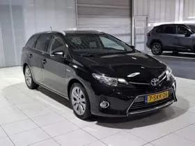Toyota Auris thumbnail 31