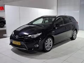Toyota Auris thumbnail 5