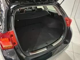 Toyota Auris thumbnail 7