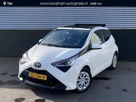 Toyota Yaris thumbnail 4