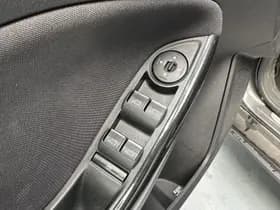 Ford Focus thumbnail 3