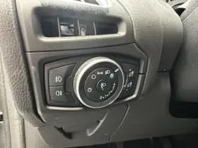 Ford Focus thumbnail 4