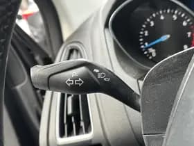 Ford Focus thumbnail 6