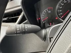 Toyota Corolla-touring-sports thumbnail 6