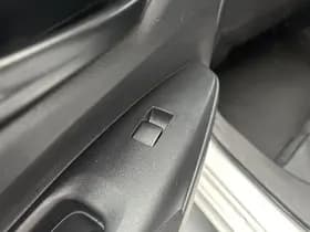 Toyota Corolla-touring-sports thumbnail 16