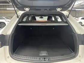 Toyota Corolla-touring-sports thumbnail 17