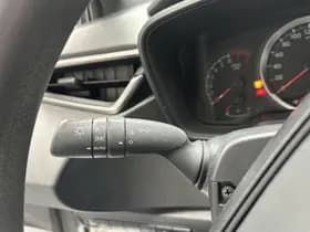 Toyota Corolla-touring-sports thumbnail 6