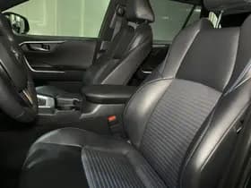 Toyota RAV4 thumbnail 12