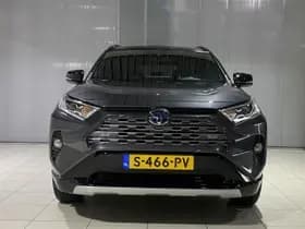 Toyota RAV4 thumbnail 5