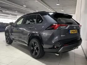 Toyota RAV4 thumbnail 10